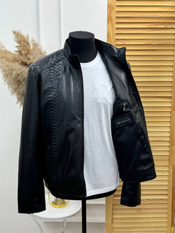 Куртка Kiton из кожи питона