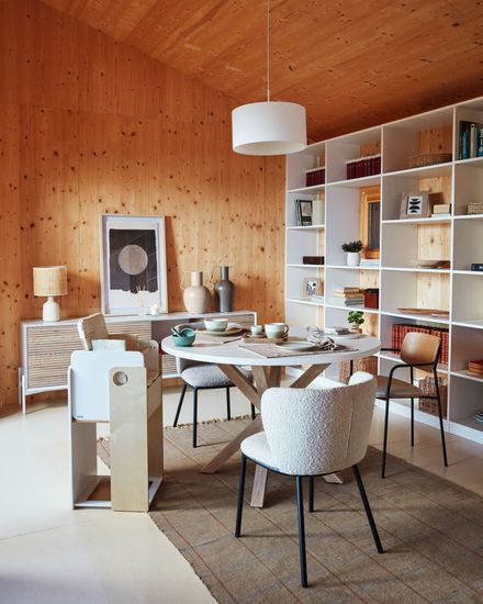 ARYA Стол с белой столешницей с отделкой из меламина на стальных ножках с отделкой под дерево