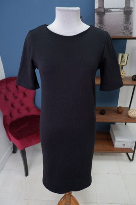 Платье "Бюстье" лаконичное 40 размер