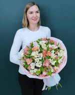 Букет белая и розовая альстромерия 15 шт(00173)