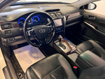 Toyota Camry, 2016 год