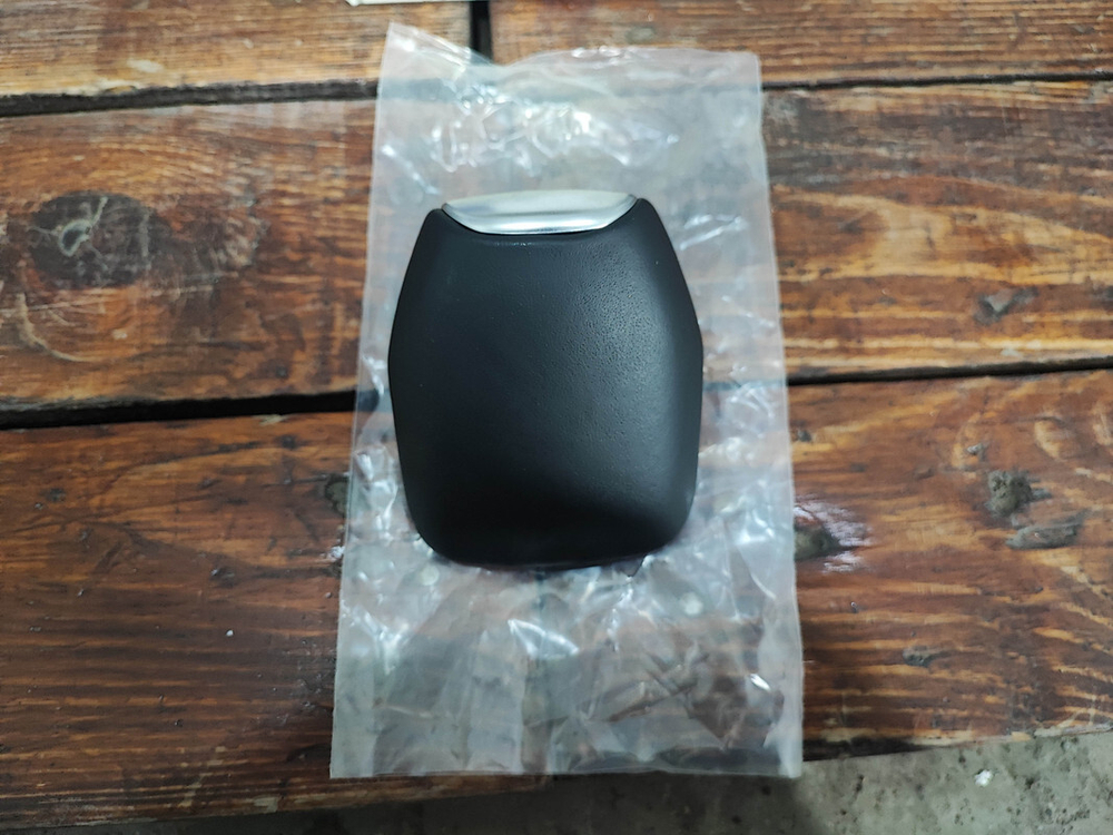 Кнопка подлокотника Mercedes E (W212) Новая Оригинал A2126805708