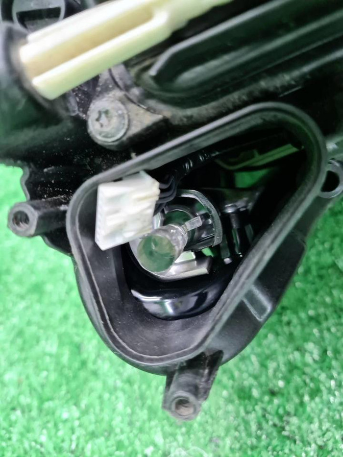 Фара левая VW Touareg 3 (2018-2023) LED