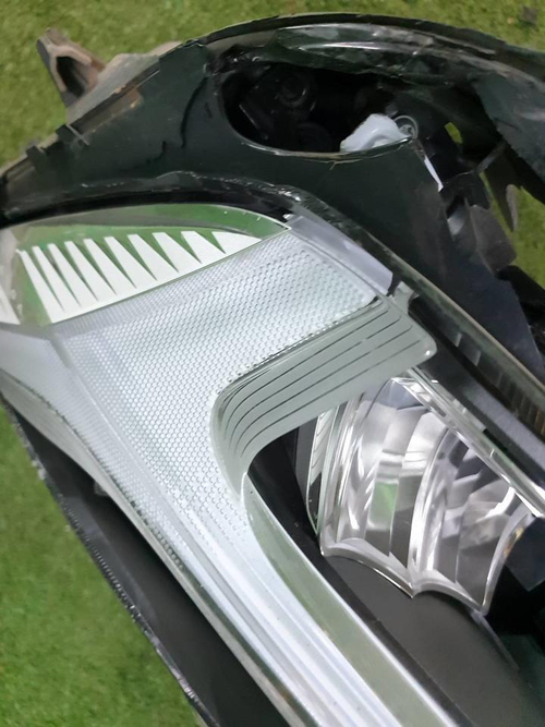 Битая Фара левая Volvo XC60 2 (2017-2021) LED