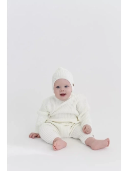 Костюм вязаный для малыша