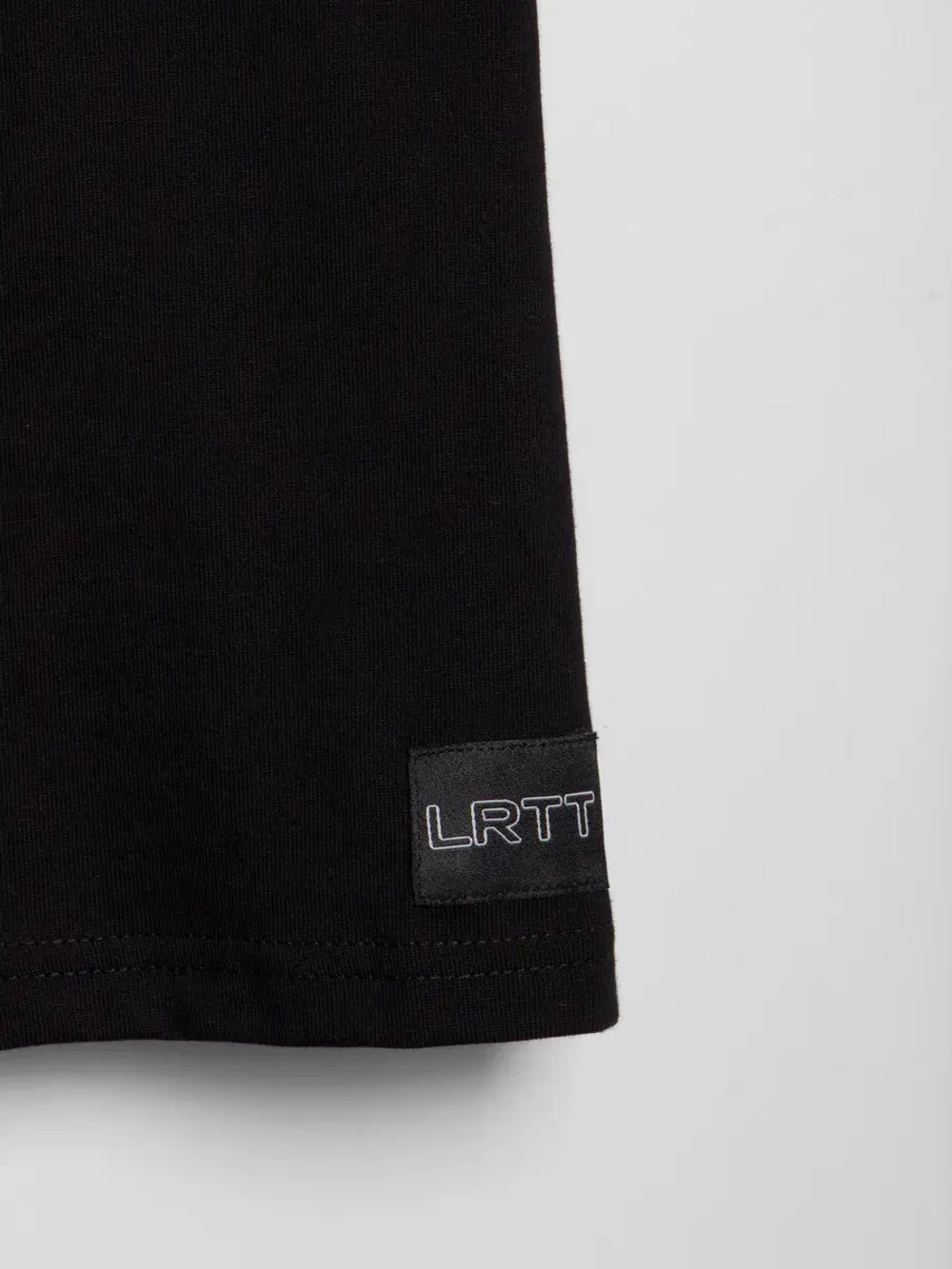 Спортивный костюм для мальчика на физкультуру