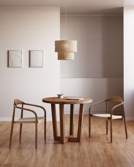 Круглый стол Nahla из массива акации с натуральной отделкой Ø 90 см Испания La Forma