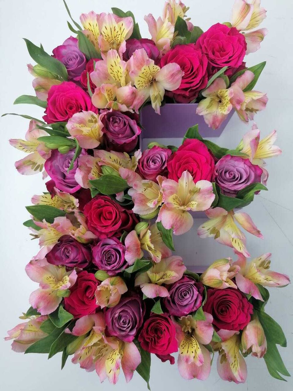 Коробка, буква Е, без крышки.