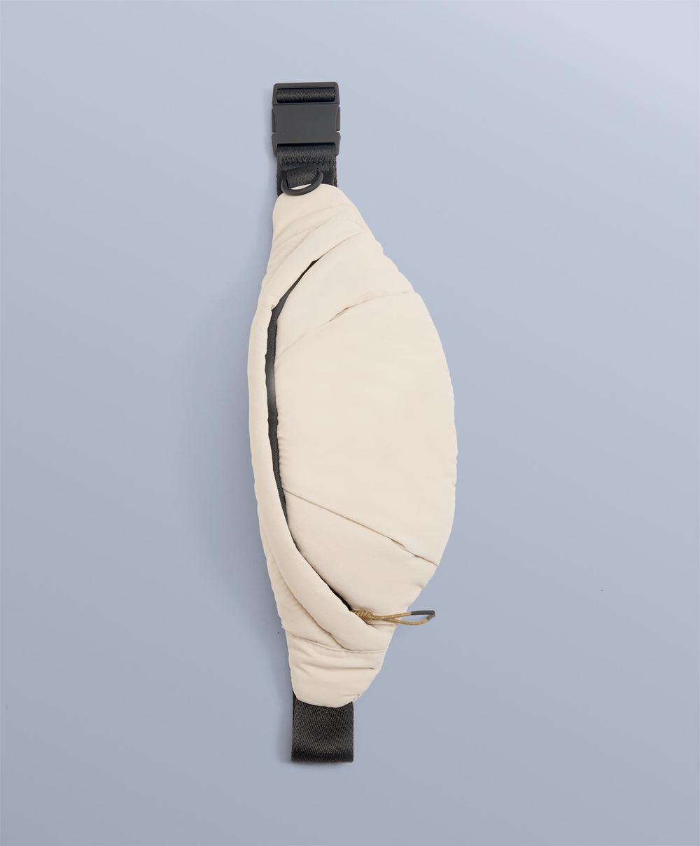 OYSHO Водонепроницаемая нейлоновая поясная сумка, экрю