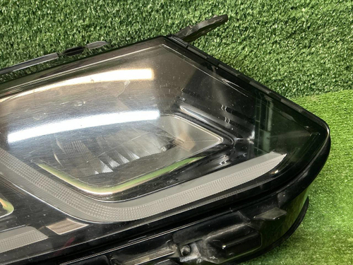 Фара правая Geely Coolray (2019-2024) LED