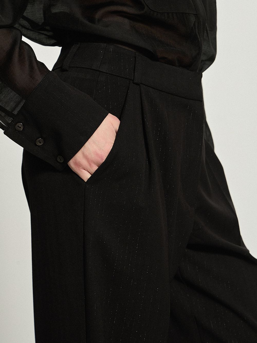 Брюки Палаццо на молнии черные люрекс вискоза