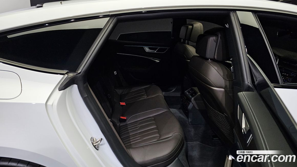 Audi A7 (4K) 55 TFSI Quattro Premium (02.2023)