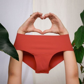 После лазерной подтяжки чувствую только сухость. Есть что-то, что поможет?