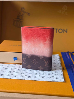 Обложка для паспорта Louis Vuitton