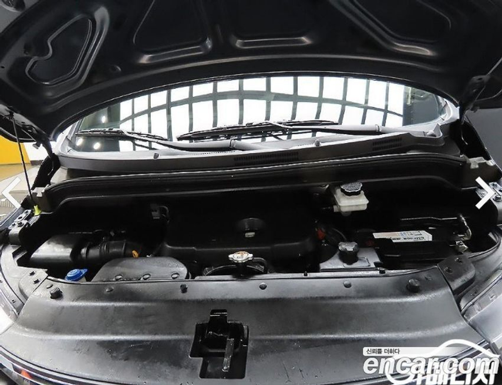 Hyundai The New Grand Starex Van 5-и местный (07.2020)