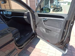 VOLKSWAGEN Touareg 2021