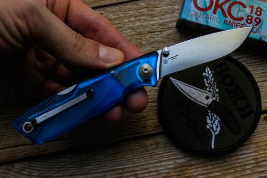 Складной нож Ontario 8798SB Wraith Ice Series Glacier c клинком из стали 1.4116 Krupp (X50CrMoV15) рукоять ABS-пластик