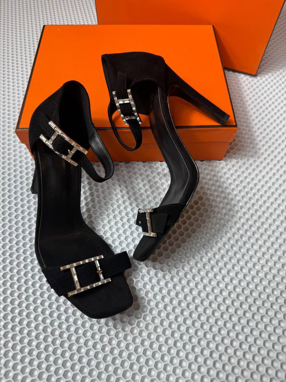 Босоножки Hermes