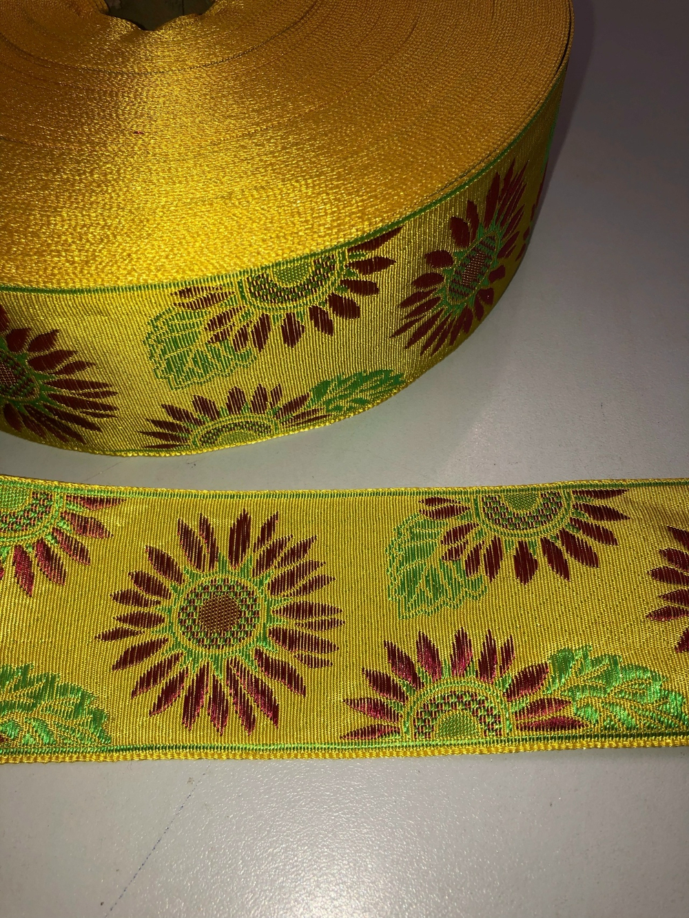 Тесьма отделочная. Жаккард 5,2см