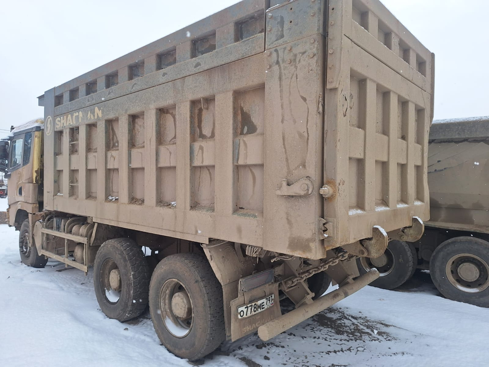 Shacman (Shaanxi) SX* 6x4 Седельный тягач SX42584V324 (Дизельный, 11,6 л, 423 л.с., МТ)