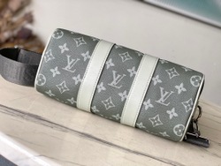 Louis Vuitton Keepall 25