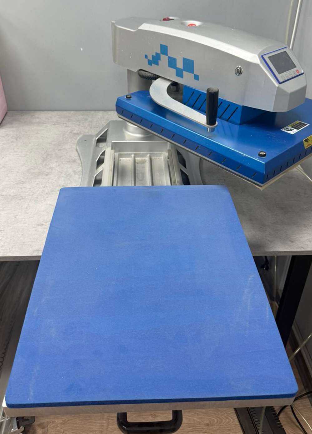 Пневматический поворотный термопресс 40x50см