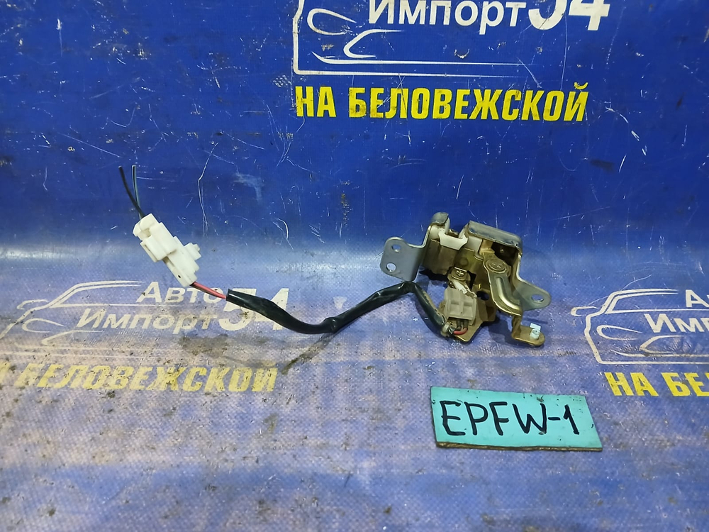 Замок багажника MAZDA TRIBUTE 2002