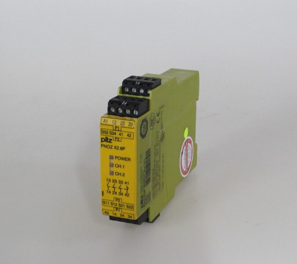 Pilz PNOZ X2.8P 24VACDC 3n/o 1n/c ID No. 777301