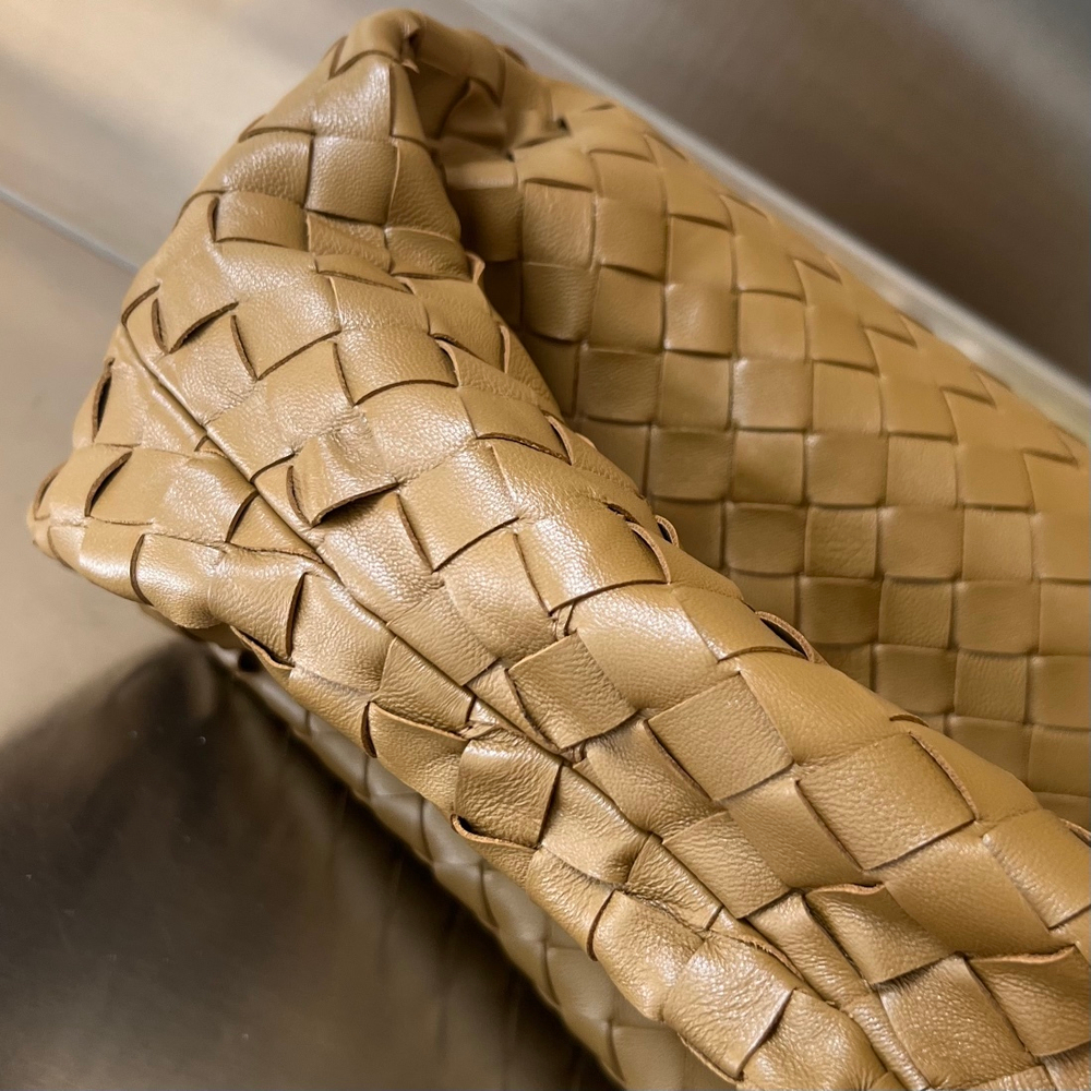 Bottega Veneta Small Jodie 48 cm