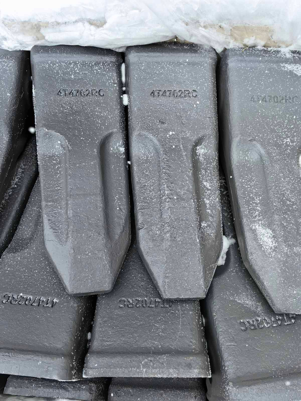 Коронка 4T4702RC скальная  (J700)