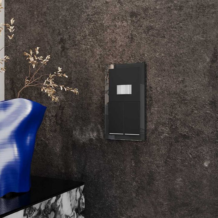 Рамка стеклянная Voltum S70 на 2 поста, (черный,стекло) VLS110208