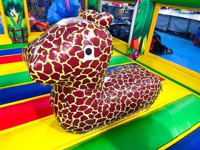 Коммерческий надувной батут «Зверята на радуге», без горки, 7*5*2,8 м