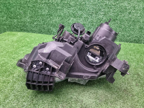 Фара правая Nissan X-Trail 2 Т31 (10-15) ксенон