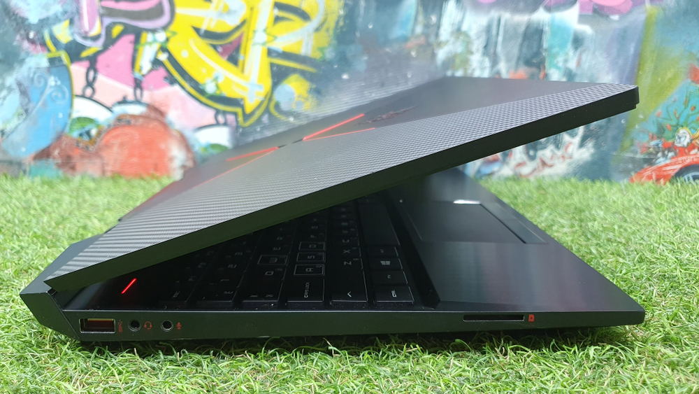 Игровой HP i5-8/16Gb/RTX 2060 6GB/144Hz/OMEN 15-dc1001ur 4UU62EA /Windows 11