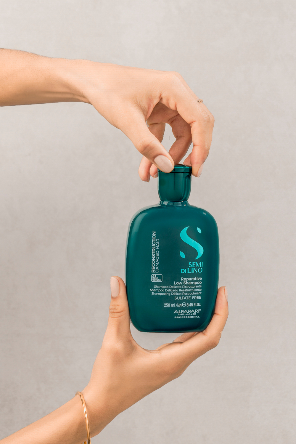 ALFAPARF Шампунь для поврежденных волос SDL Reconstruction Damaged Hair Reparative Low Shampoo, 250 мл