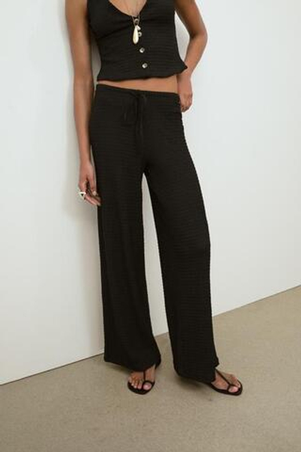 ZARA БРЮКИ ПРЯМОГО КРОЯ ИЗ РЕЛЬЕФНОЙ ТКАНИ, ЧЕРНЫЙ