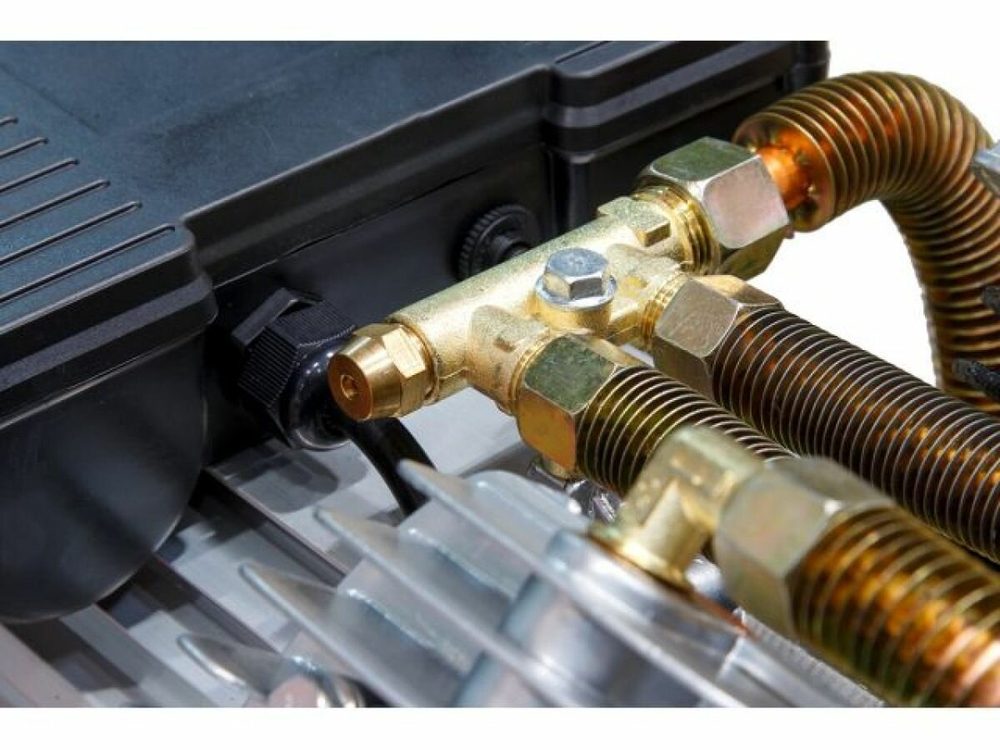 Компрессор ECO AE-502-3 440 л/мин, 8 атм, коаксиальный, масляный, ресив. 50 л, 220 В, 2.2кВт