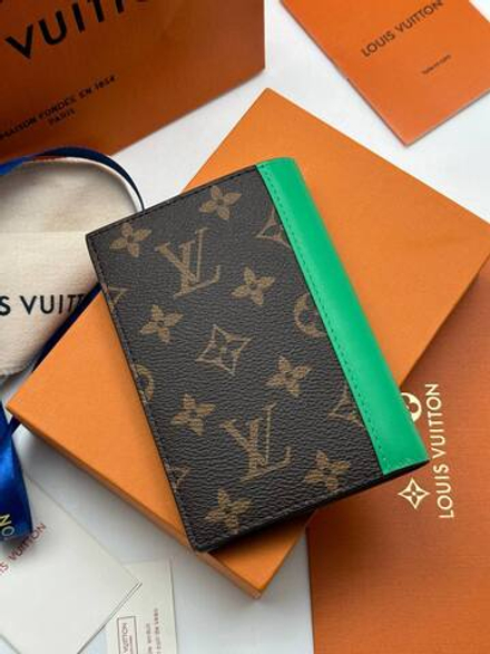 Обложка для паспорта Louis Vuitton