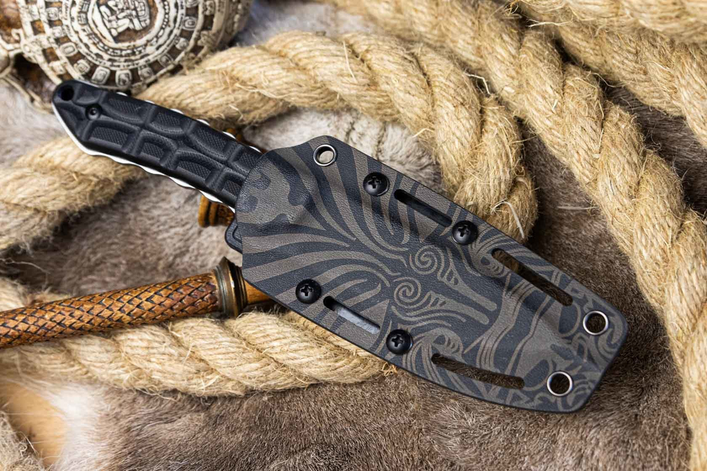 Туристический нож Aztec D2 StoneWash Kydex