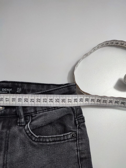 Джинсы Bershka темные 38 размер