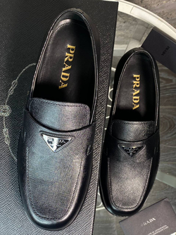 Туфли Prada