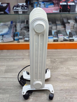 Масляный обогреватель Scarlett SC2