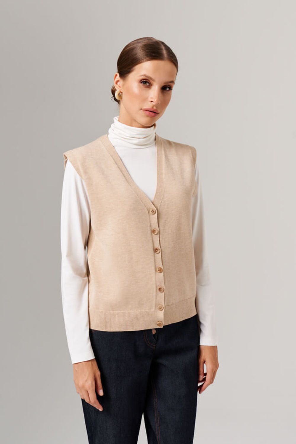 1912 Жилет женский (бежевый)