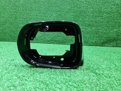 Рамка зеркала левая Lexus RX 3 (2008-2015)