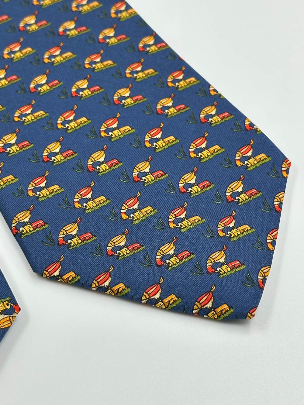 Галстук синий Salvatore Ferragamo