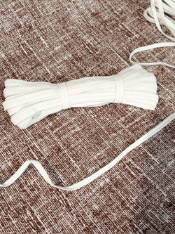 Тесьма плетеная эластичная (продежка) 3 гр/м, эластичность 145%, 5мм*10м, белая