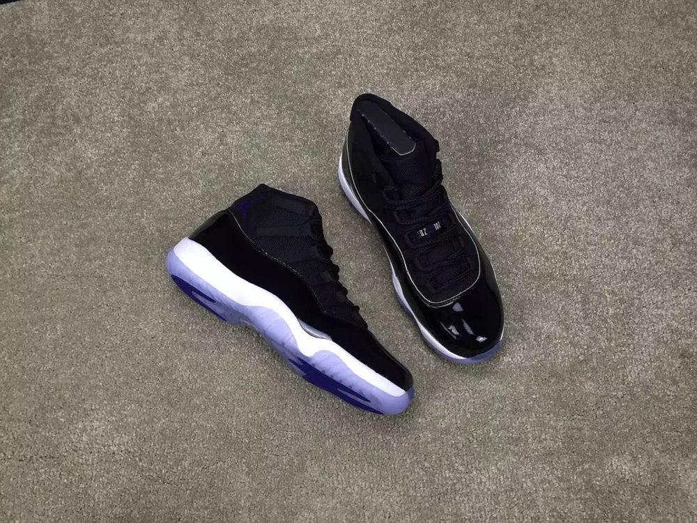 Air Jordan 11 “Space Jam”