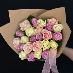 Букет нежный из 25 кенийских роз