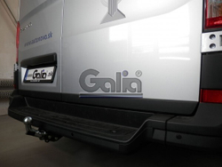 Фаркоп оцинкованный Galia V085A для Volkswagen Crafter фургон со ступенькой, одинарные колеса сзади 2017-(паспорт и сертификат в комплекте)(без электрики)