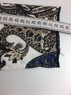 Платье с глубоким декольте 42 размер